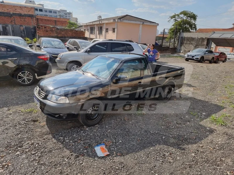 VW SAVEIRO 1.6 SUPER SURF; 2003/2004; PRETA; ALCO.GASOL