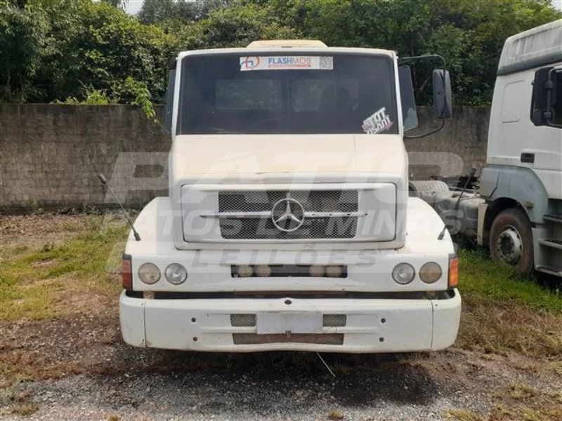 MERCEDES-BENZ L 1318 2009