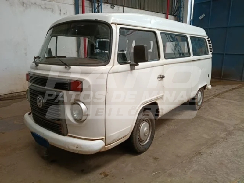 VOLKSWAGEN - KOMBI BRANCA 2012/2012 ALCO/GASO