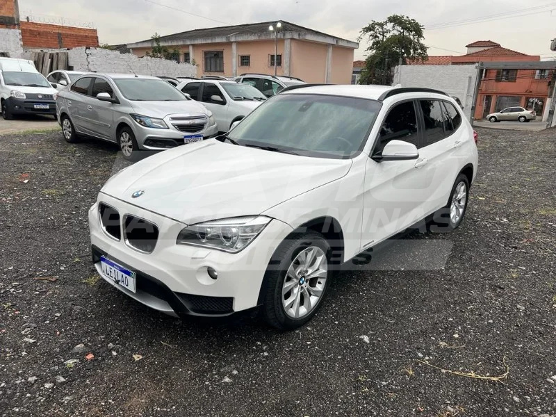 BMW X1 SDRIVE1.8I VL31; 2013/2014; BRANCA; GASOLINA