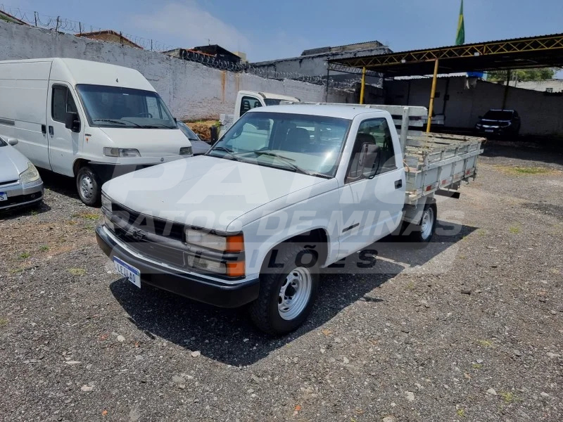 CAMINHONETE GM SILVERADO 4.1; 1997/1998; BRANCA; GASOLINA